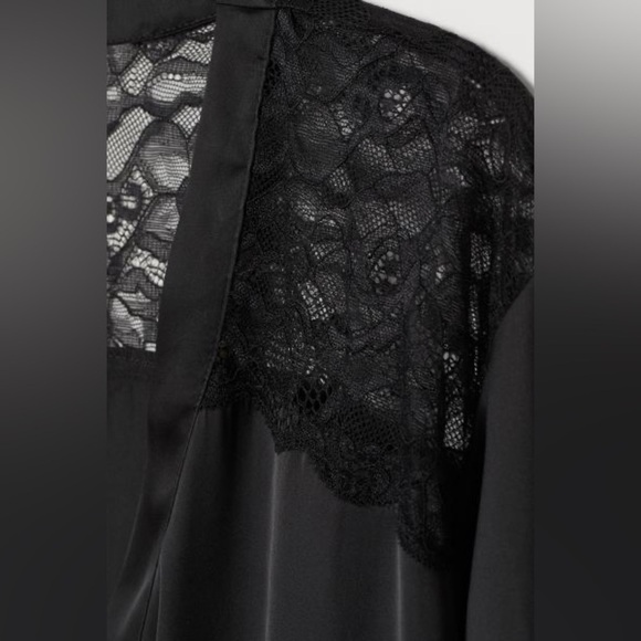 H&M Black Lace Satin Robe sz XS/S - Picture 9 of 9